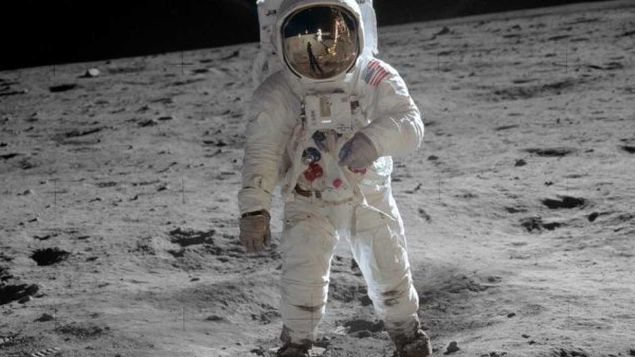 The Eagle Has Landed - The Flight of Apollo 11, 1969